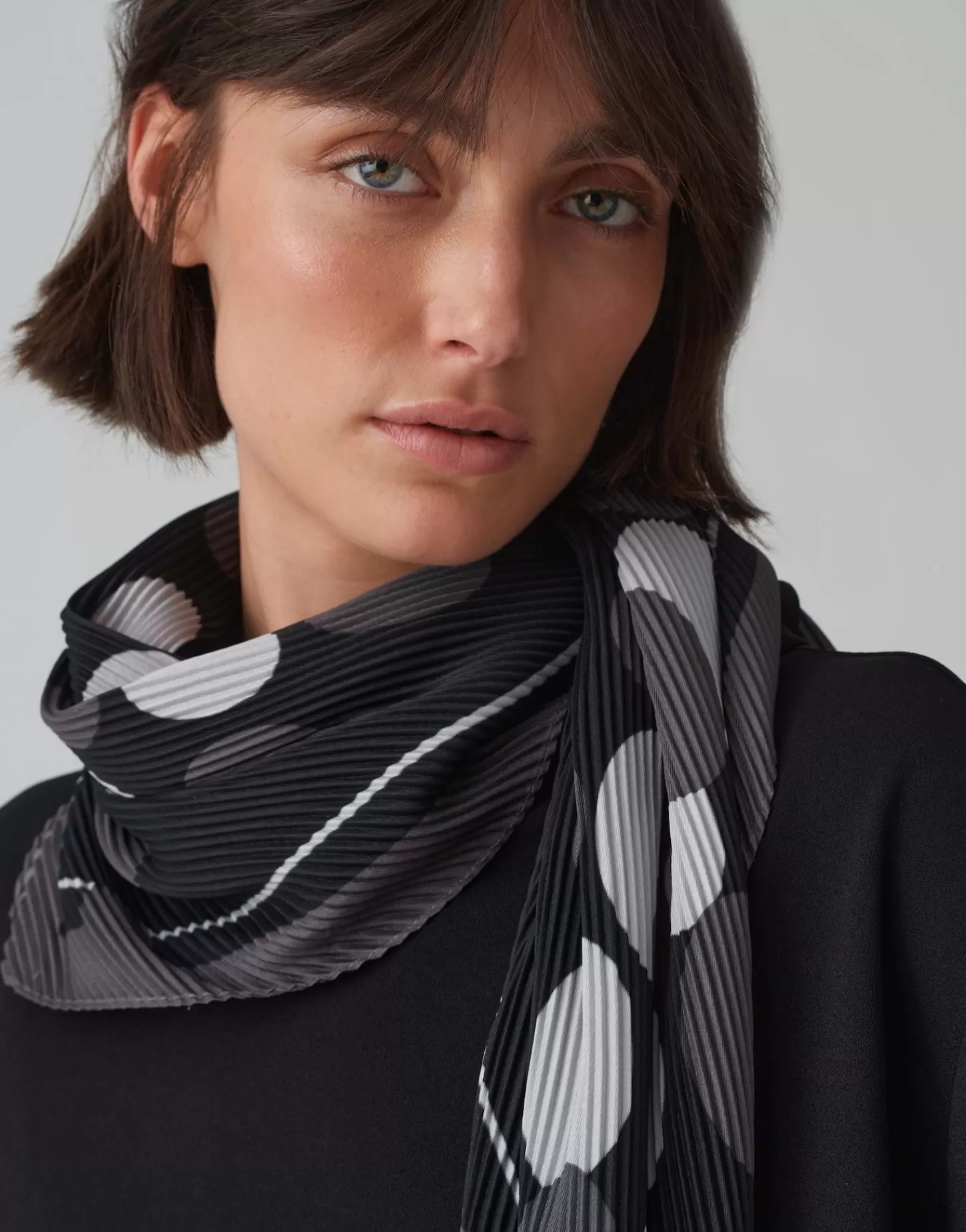 DAMES OPUS Doek Aedgy Scarf Zwart Online Bestellen